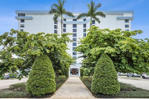 3800 Washington Rd #511, West Palm Beach, FL 33405