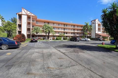 7301 Amberly Ln #301, Delray Beach, FL 33446