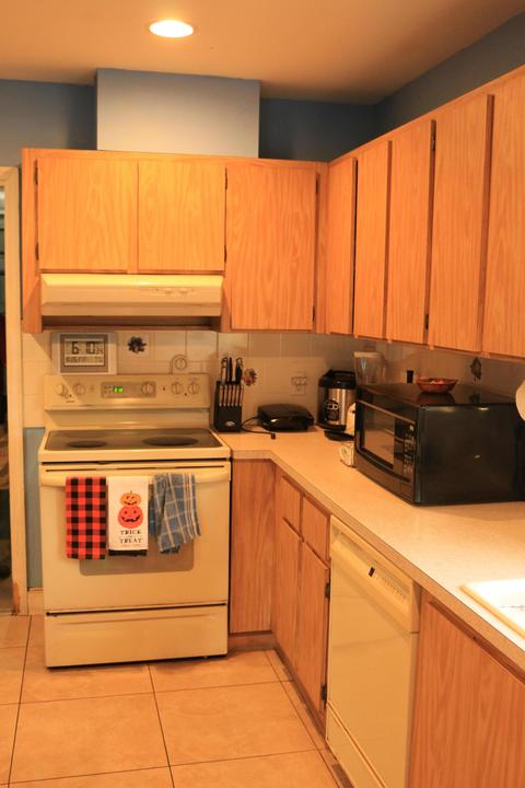 881 NW 48 Ave, Coconut Creek, FL 33063
