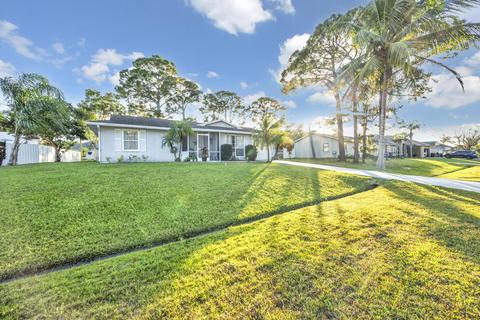 1322 SW Crest Ave, Port Saint Lucie, FL 34953