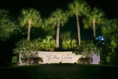 842 Bay Colony Dr S, Juno Beach, FL 33408