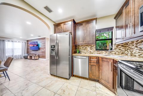 2972 Carambola S Cir #2047, Coconut Creek, FL 33066