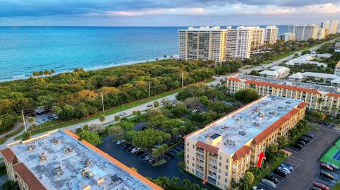 1111 S Ocean Blvd #319, Boca Raton, FL 33432