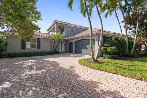 124 N Village Way, Jupiter, FL 33458