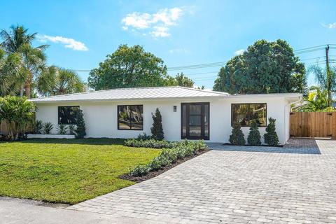 910 Mission Hill Rd, Boynton Beach, FL 33435