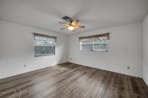 1221 S Lakes End Dr #A2, Fort Pierce, FL 34982