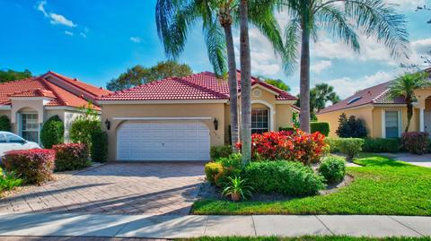 5214 Brookview Dr, Boynton Beach, FL 33437