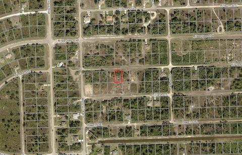 1218 Hillcrest E St, Lehigh Acres, FL 33974