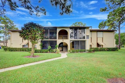 223 Pine Hov Cir #D-1, Greenacres, FL 33463