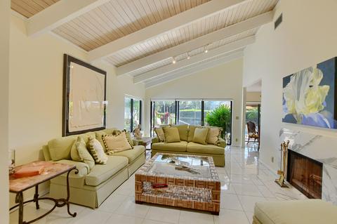 19604 Bay Cove Dr, Boca Raton, FL 33434