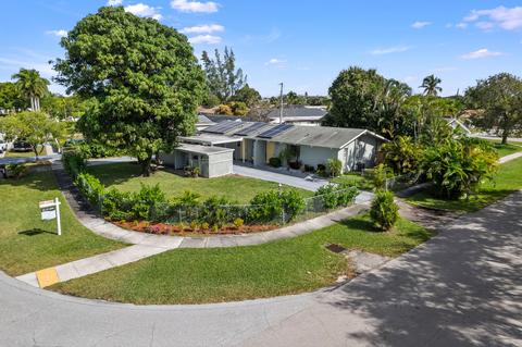 512 Ontario Pl, West Palm Beach, FL 33409