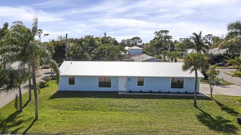 1052 SW 27th St, Palm City, FL 34990
