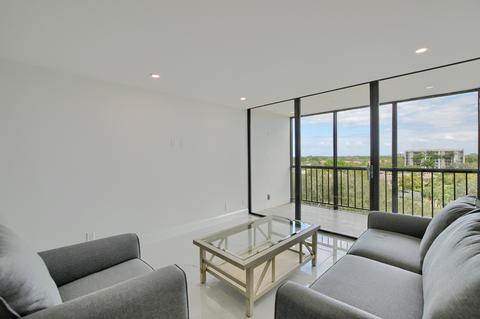 7819 Lakeside Blvd #873, Boca Raton, FL 33434