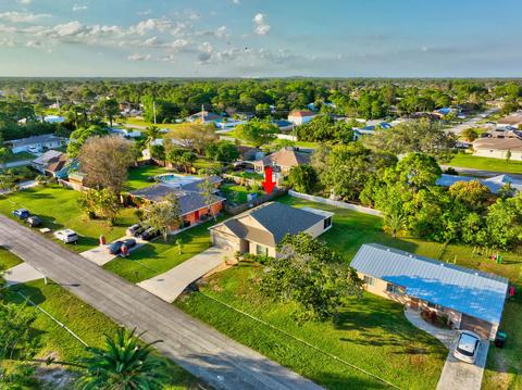 375 NW Fairfax Ave, Port Saint Lucie, FL 34983
