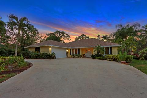 18907 N Golden Hawk Trl, Jupiter, FL 33458