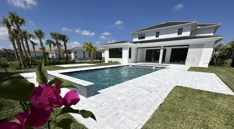 9272 Coral Isles Cir #{ 44}, Palm Beach Gardens, FL 33412