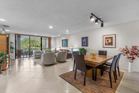 61 Eastgate Dr #C, Boynton Beach, FL 33436