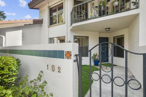 6031 SE Martinique Dr #102, Stuart, FL 34997