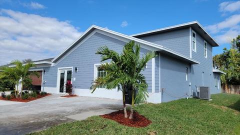 649 SE Chapman Ave, Port Saint Lucie, FL 34984