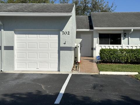 2640 Gately W Dr #702, West Palm Beach, FL 33415