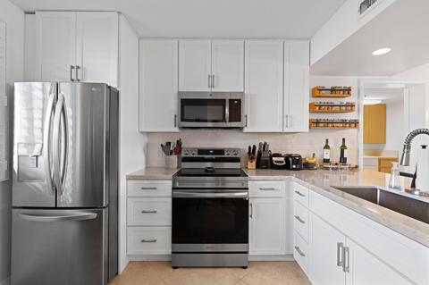 101 S Seas Dr #102, Jupiter, FL 33477