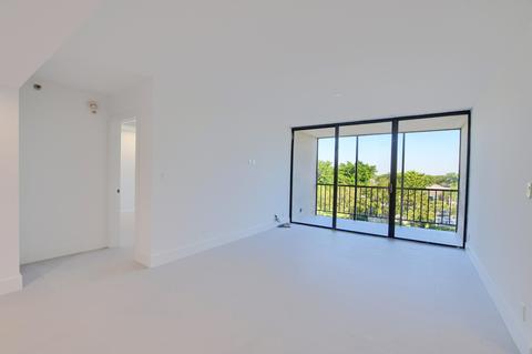 6875 Willow Wood Dr #2053, Boca Raton, FL 33434