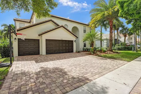7360 Serrano Ter, Delray Beach, FL 33446