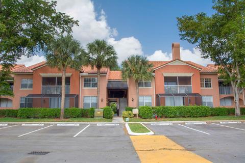 3111 Clint Moore Rd #105, Boca Raton, FL 33496