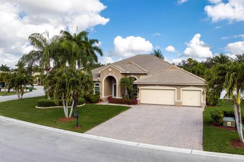 6235 NW 53 Cir, Coral Springs, FL 33067