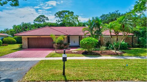 6798 Viento Way, Boca Raton, FL 33433
