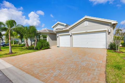 10943 SW Ivory Springs Ln, Port Saint Lucie, FL 34987