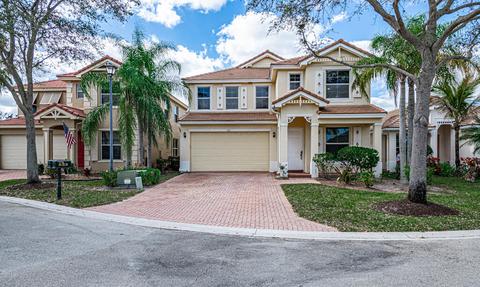 523 Belle Grove Ln, Royal Palm Beach, FL 33411