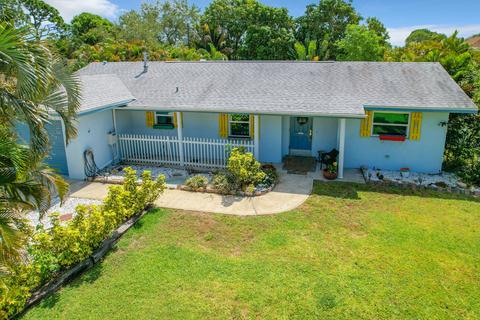 1125 SW Hutchins St, Port Saint Lucie, FL 34983