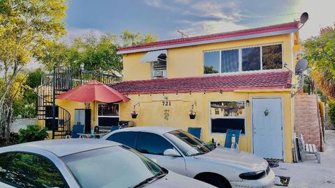 721 N Dixie Hwy, Lake Worth, FL 33460