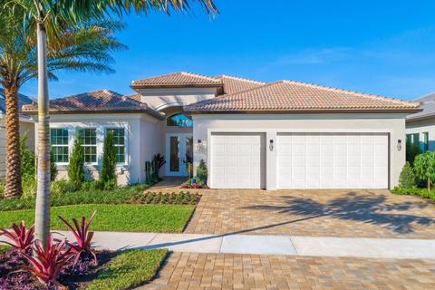 9200 Seahorse Bay Dr, Boynton Beach, FL 33473