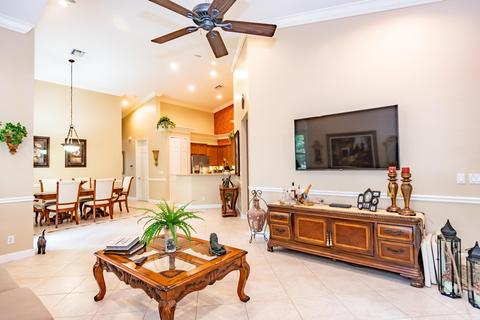 7080 Torrey Pines Cir, Port Saint Lucie, FL 34986