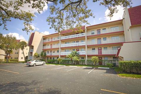 1040 Country Club Dr #202, Margate, FL 33063