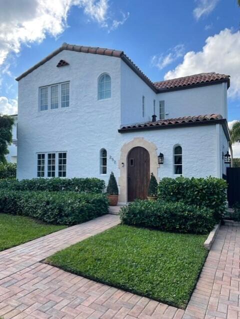 252 E Lakewood Rd, West Palm Beach, FL 33405