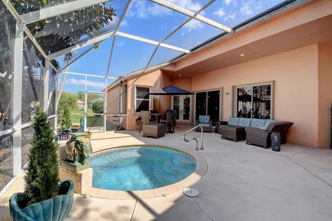 10428 Gold Leaf Dr, Boynton Beach, FL 33437