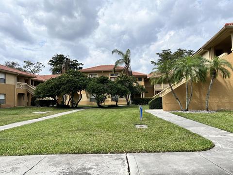 4815 Via Palm Lk Lk #1401, West Palm Beach, FL 33417