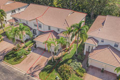 7892 Laina Ln #4, Boynton Beach, FL 33437