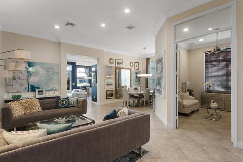 8598 Via Brilliante, Wellington, FL 33411