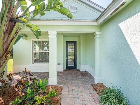 439 11th Sw Sq, Vero Beach, FL 32962