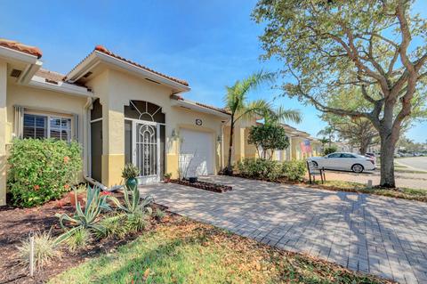 9819 Galleon Dr, West Palm Beach, FL 33411