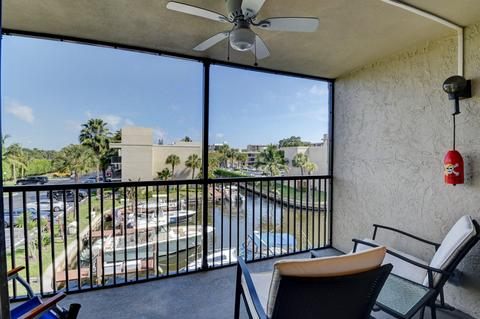 17 Royal Palm Way #301, Boca Raton, FL 33432