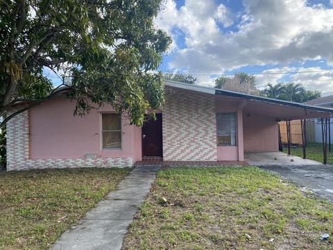 4 SW 8th Ct, Delray Beach, FL 33444