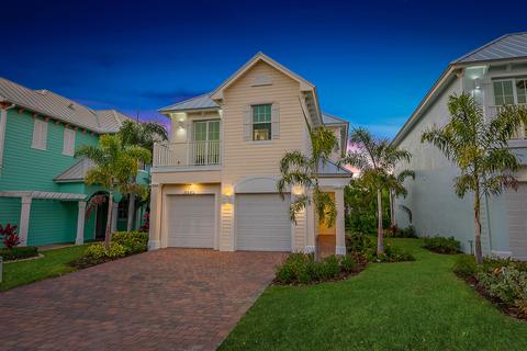 8085 SE Asaro St, Hobe Sound, FL 33455