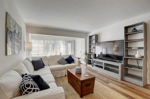 2480 Juniper Dr #104, Delray Beach, FL 33445