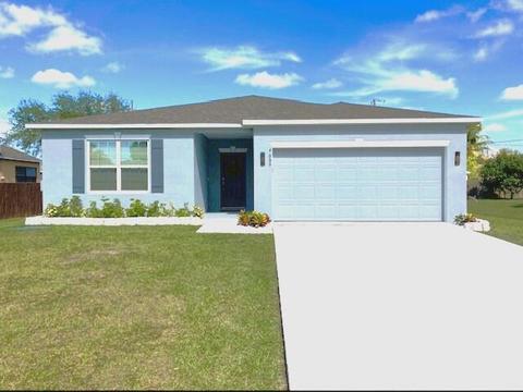 4009 SW Canrady St, Port Saint Lucie, FL 34953