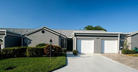 4469 Corniche Cir #14, West Palm Beach, FL 33417